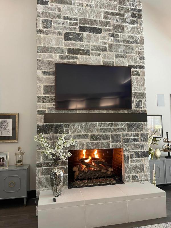 318959528_826858272003389_2924401651758911441_n Fireplaces Gallery
