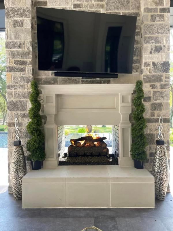 319082661_826857045336845_1276292139646946757_n Fireplaces Gallery
