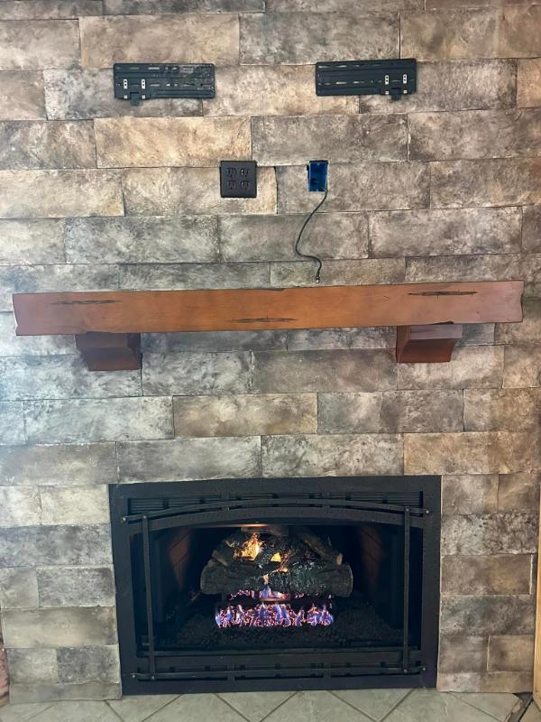319103830_826858668670016_2544915234051993984_n Fireplaces Gallery